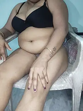 DESI-DOLLLL live cam on StripChat