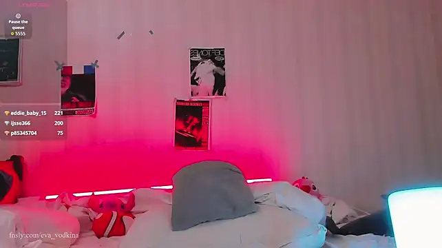 eva_vodkina webcam