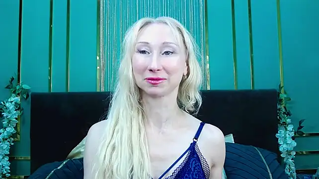 KissDreamm webcam