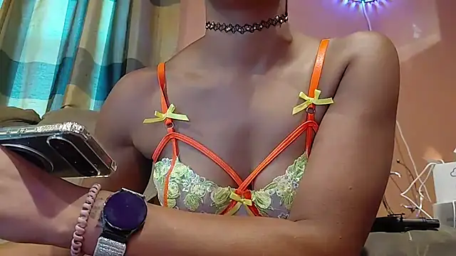 Synfulsymone9 webcam