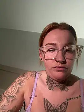 TattooedShezar webcam