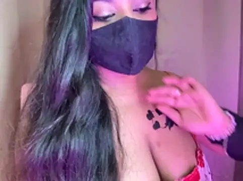Its_cherry_magic webcam