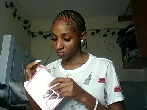 Velvet_peach webcam