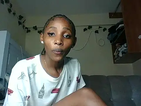 Velvet_peach webcam
