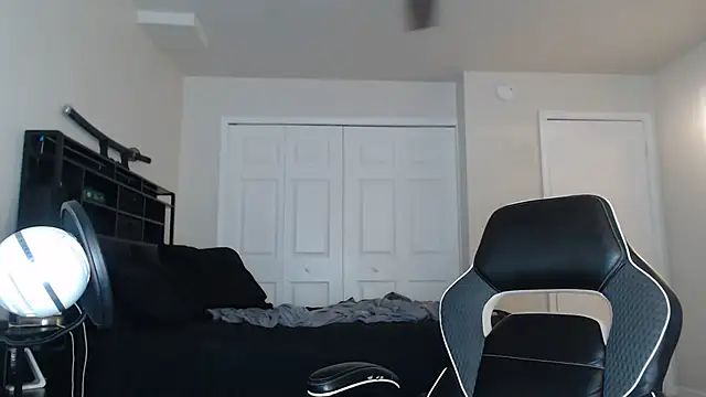 ChrisVacher live cam on StripChat