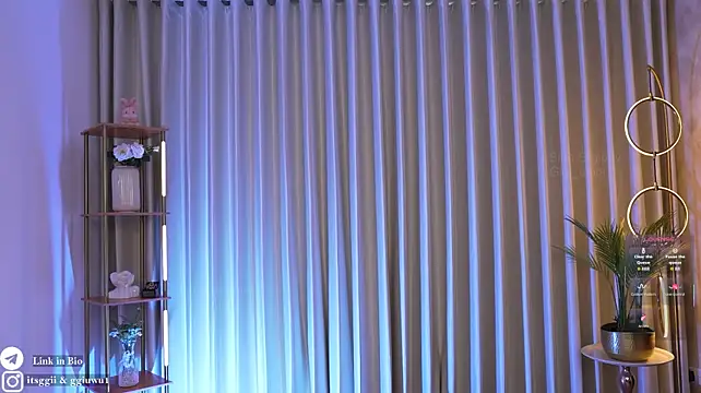 gigi_ulala1 live sex cam