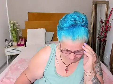 Sugarmommy_69X webcam