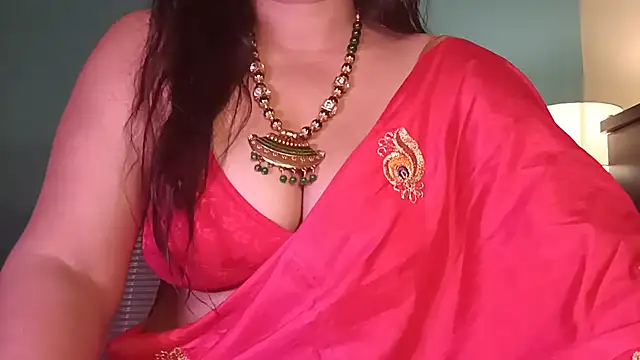 YourDesi_Laila_