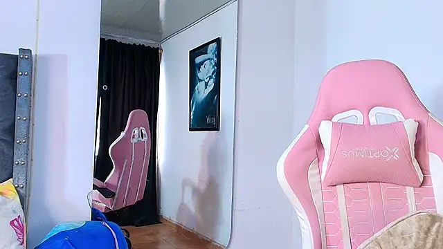 GraceWallace_ webcam