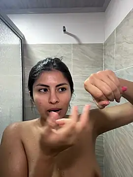 Alicent_ webcam