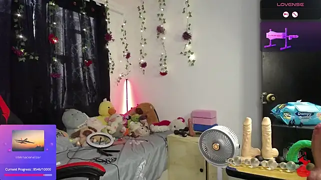 IncognitoLive1 webcam