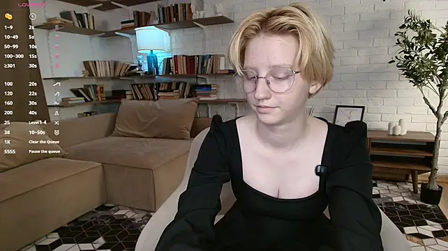 KelleCullison webcam