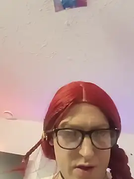 Model: sissytrapdolly24