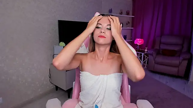 EllaCurtis live sex cam