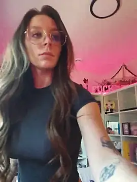 LilyOrion webcam