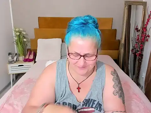 Sugarmommy_69X webcam