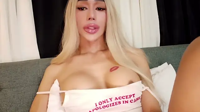 Forever_MissCandace webcam