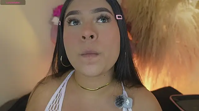 mia_roux1 webcam
