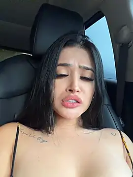 striptease live Sara Fun