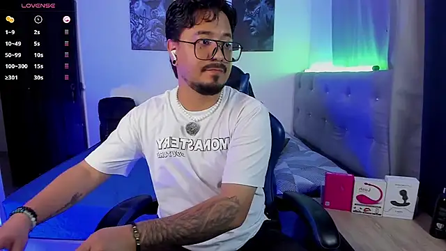 DaviidEvans_ live cam on StripChat