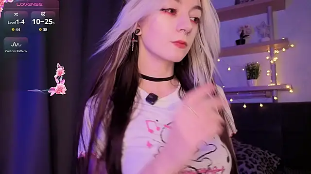 TristaRoht webcam