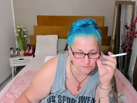 Sugarmommy_69X webcam