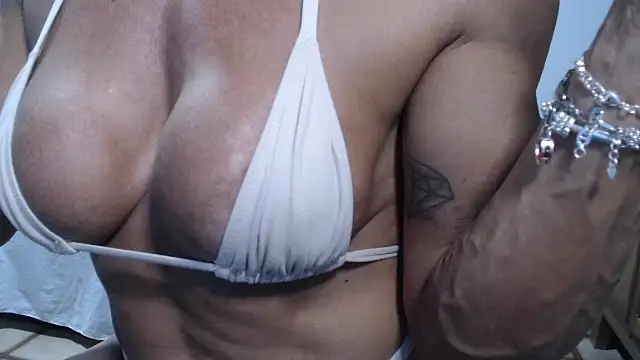 Stronggsexy webcam