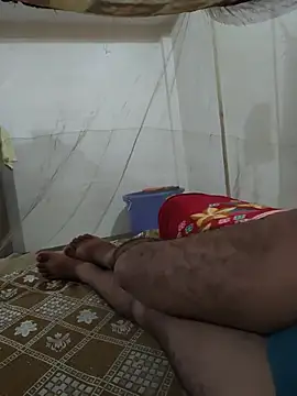 indian_cheesy-boss (Ask my age) - HAIRY DICK