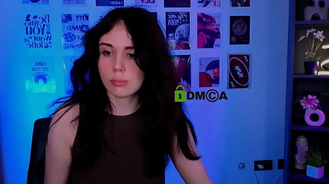 riley_sanders webcam
