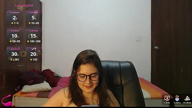 MadieeLorez webcam
