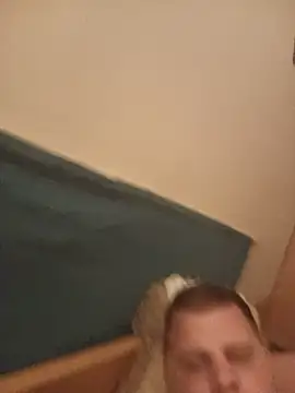 Kanoos1995 webcam