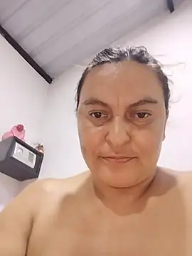 Horny-Mommy-Dirty webcam