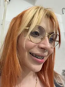 YunoRose_ live cam on StripChat