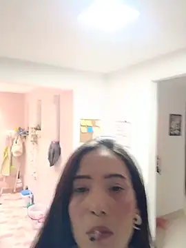 mishelkrave_ webcam
