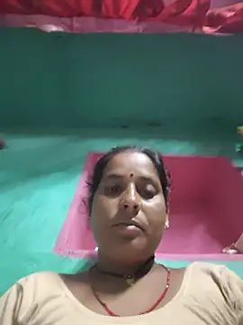 Reena_lodha live cam on StripChat