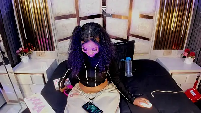 Salomee_keish live cam on StripChat