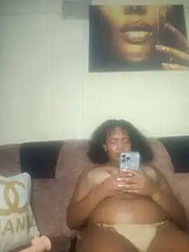 Mitchellebustybabe webcam