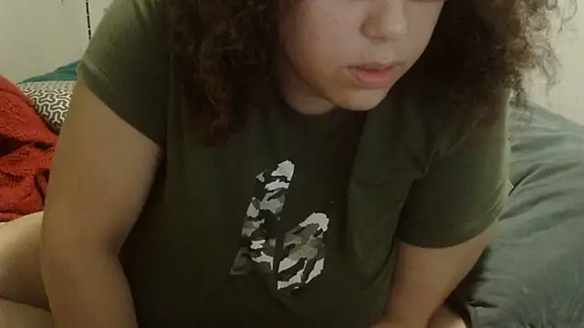 Theplayfulbbw webcam