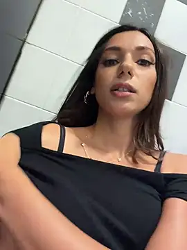 striptease chatroom  MiaQueen 