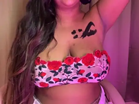 Its_cherry_magic webcam