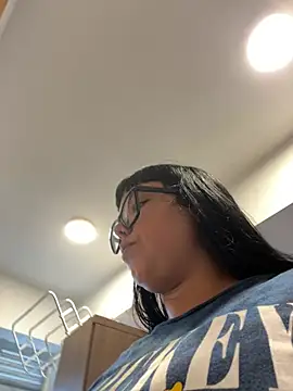LillyCandy webcam