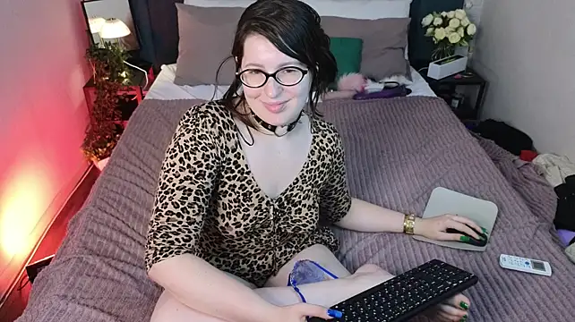 Peneloppa_Star live sex cam