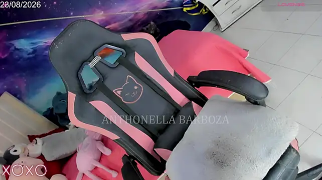 Nella_Dolls webcam