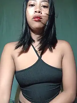UrSweetAsianLady_02 webcam