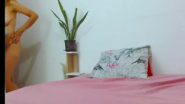 chantalsemenova1 webcam