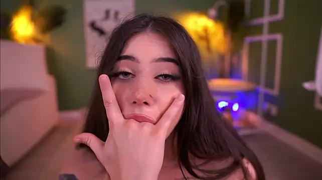 LexiSolene webcam