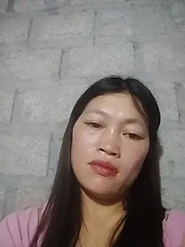 Buong-binh live cam on StripChat
