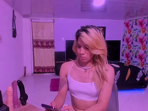 aria_rouss webcam