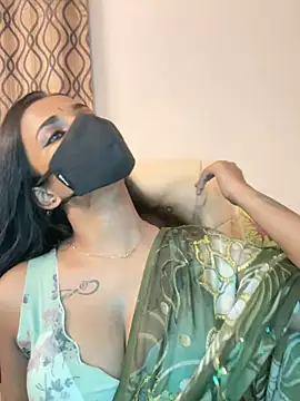 its_ur_flora live cam on StripChat
