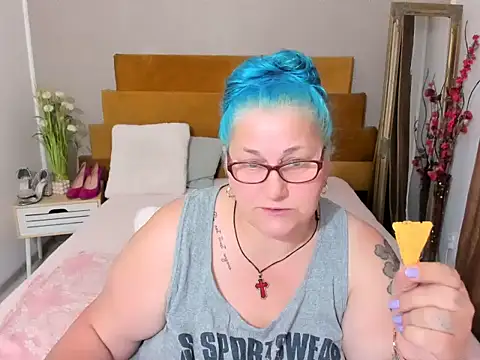 Sugarmommy_69X webcam